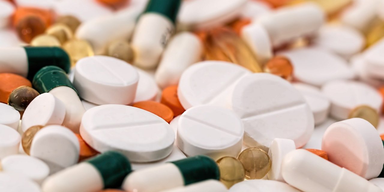 Oszuści wykorzystują epidemię. 49-latek sprzedawał „lek na koronawirusa”