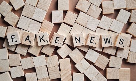 „Wyborcza” dementuje fake newsa, po czym usuwa artykuł. Groźba Staszewskiego ważniejsza od prawdy