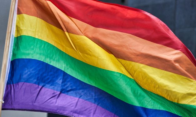 Głośna sprawa próby morderstwa działaczki LGBT fake newsem? ZTM: Raporty nie potwierdziły zdarzenia