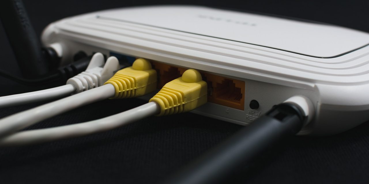 Polacy będą zmuszeni wymienić routery Wi-Fi? Ministerstwo dementuje