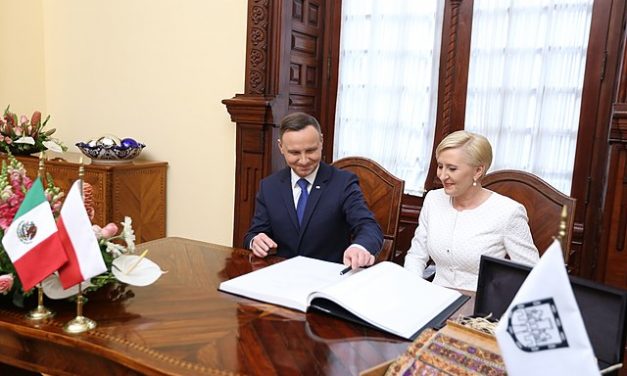 Nie, pierwsza dama nie&nbsp;otrzyma wynagrodzenia