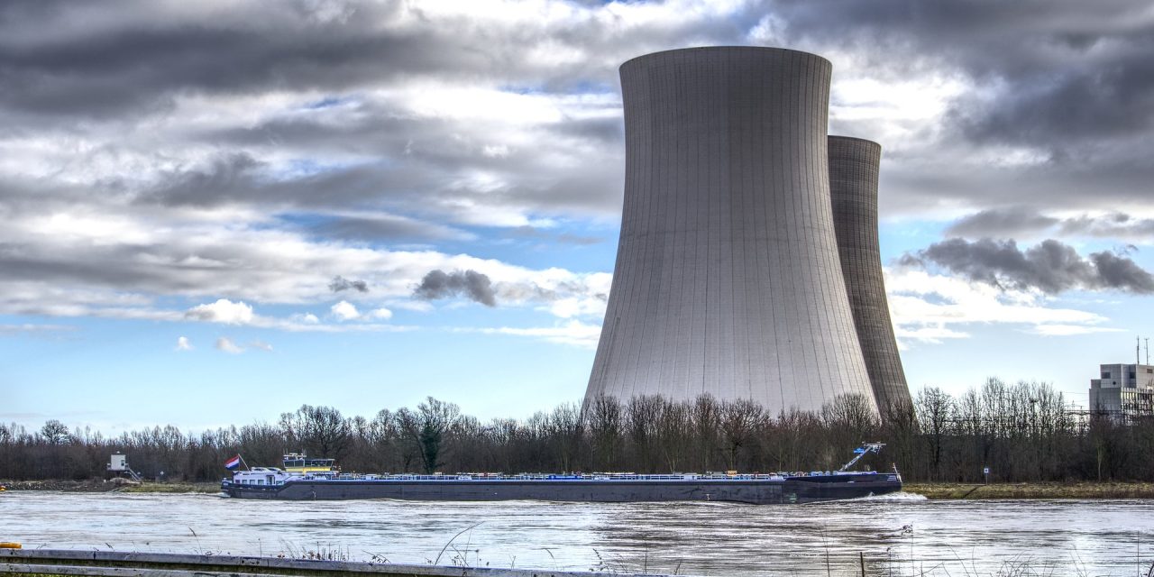 Polska zainwestuje w rosyjską elektrownię jądrową? Weryfikujemy